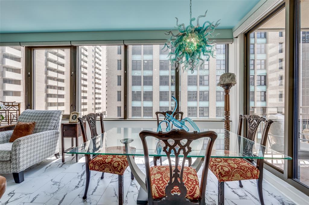 Metropolitan 1200 Main St Condo - Residential