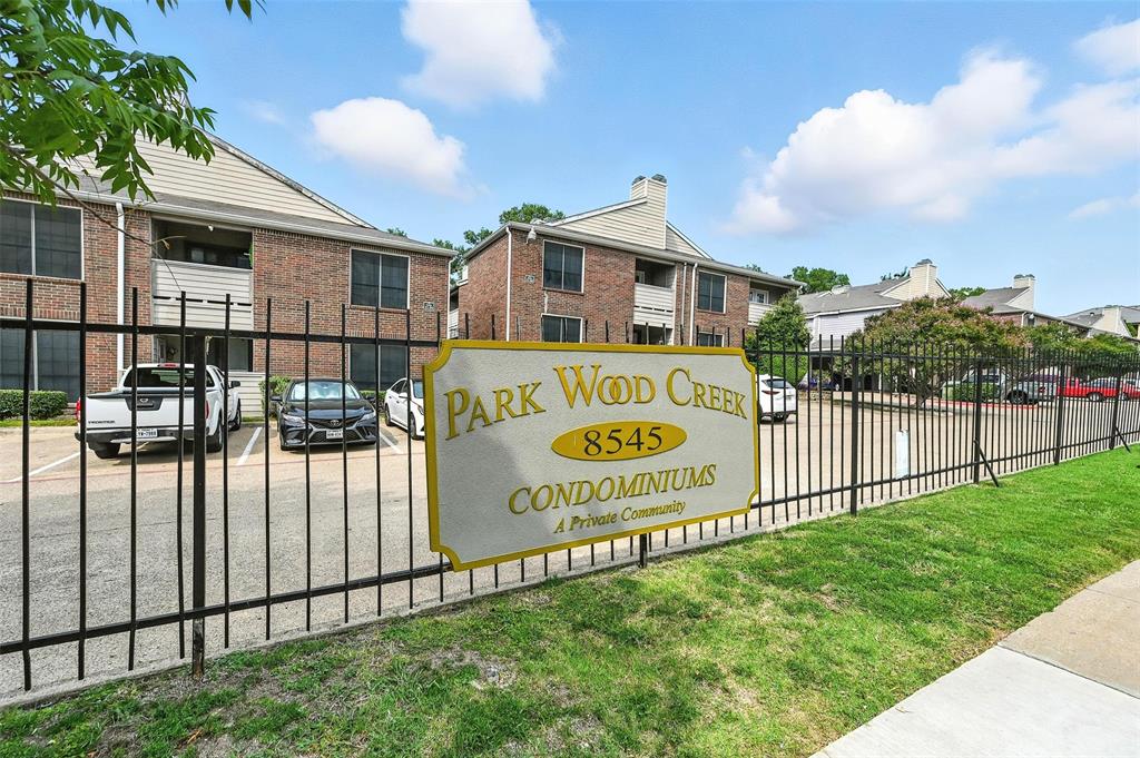 Parkwood Creek Condos - Residential