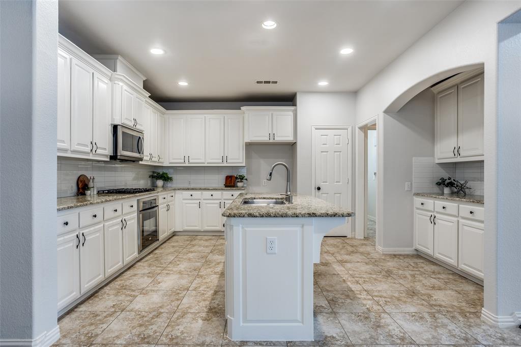 1207 Philip Drive