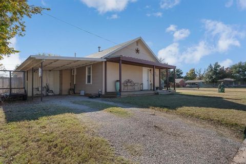 A home in Munday