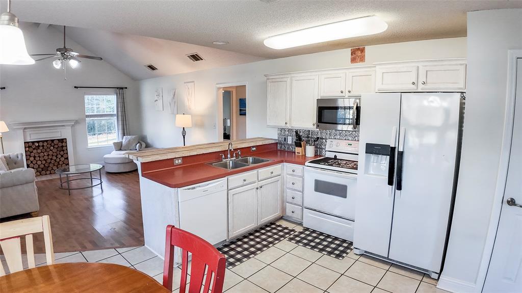 Holly Lake Ranch - Residential