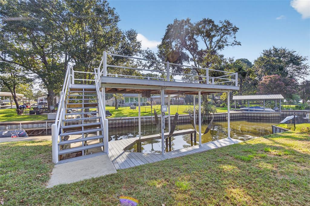 203 Bushwhacker Drive