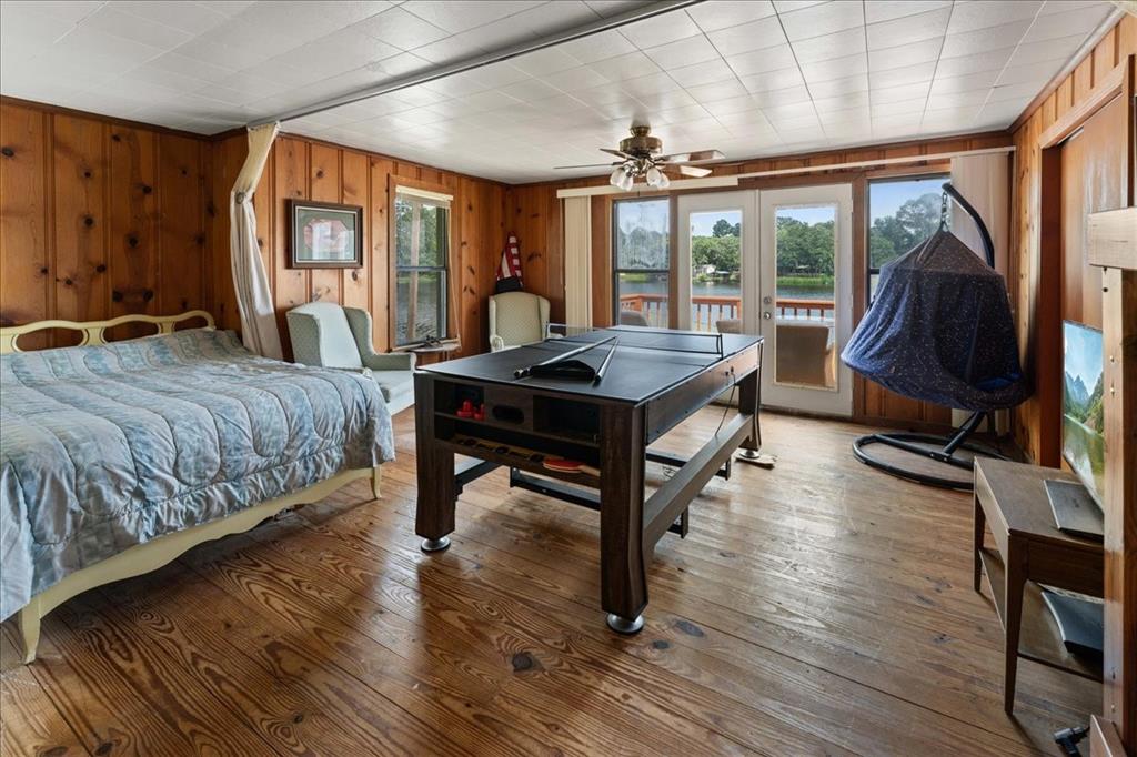 1027 County Road 3230