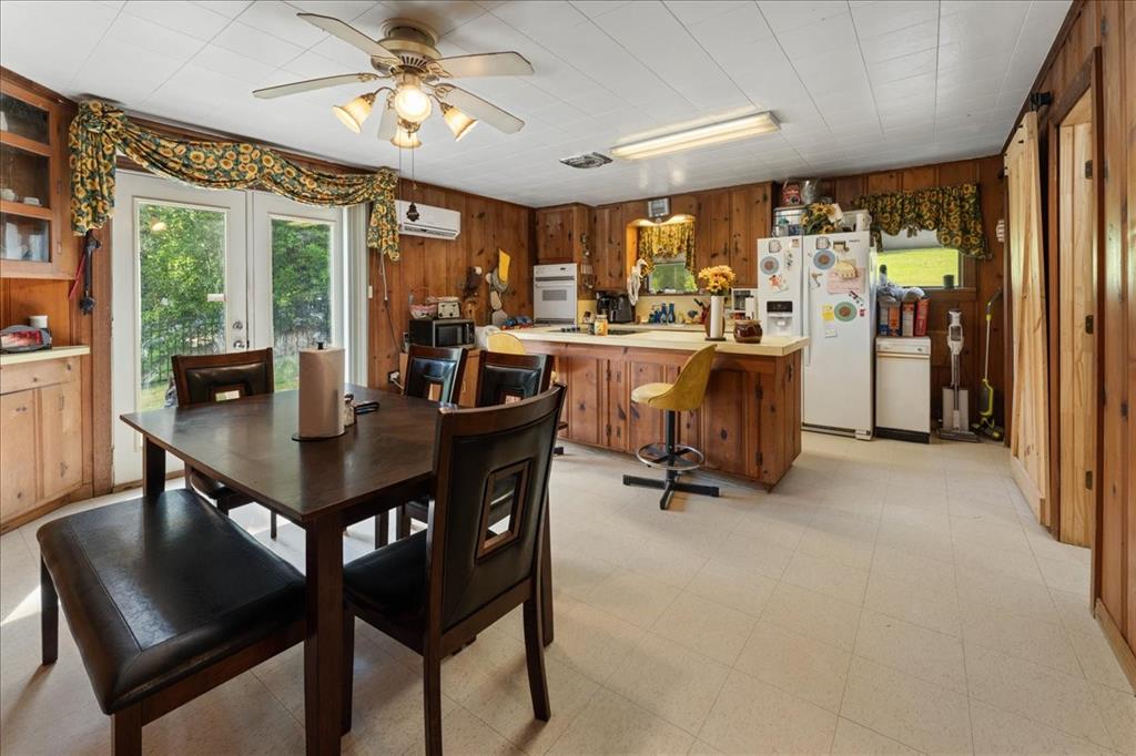 Lake Lydia - Residential