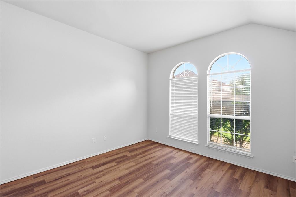 5504 Thornberry Drive