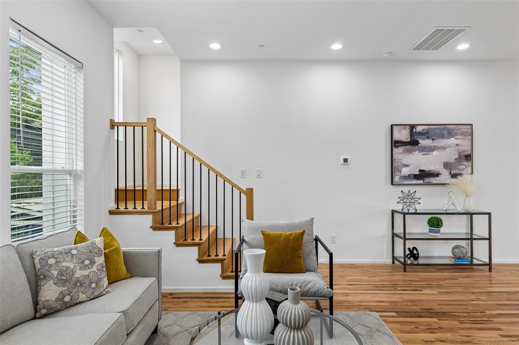 Munger Place - Residential