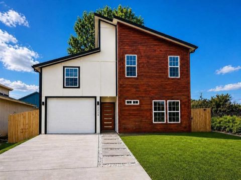 Photo of 2224 Hercules Drive, Granbury, TX 76048 (MLS # 21256062)