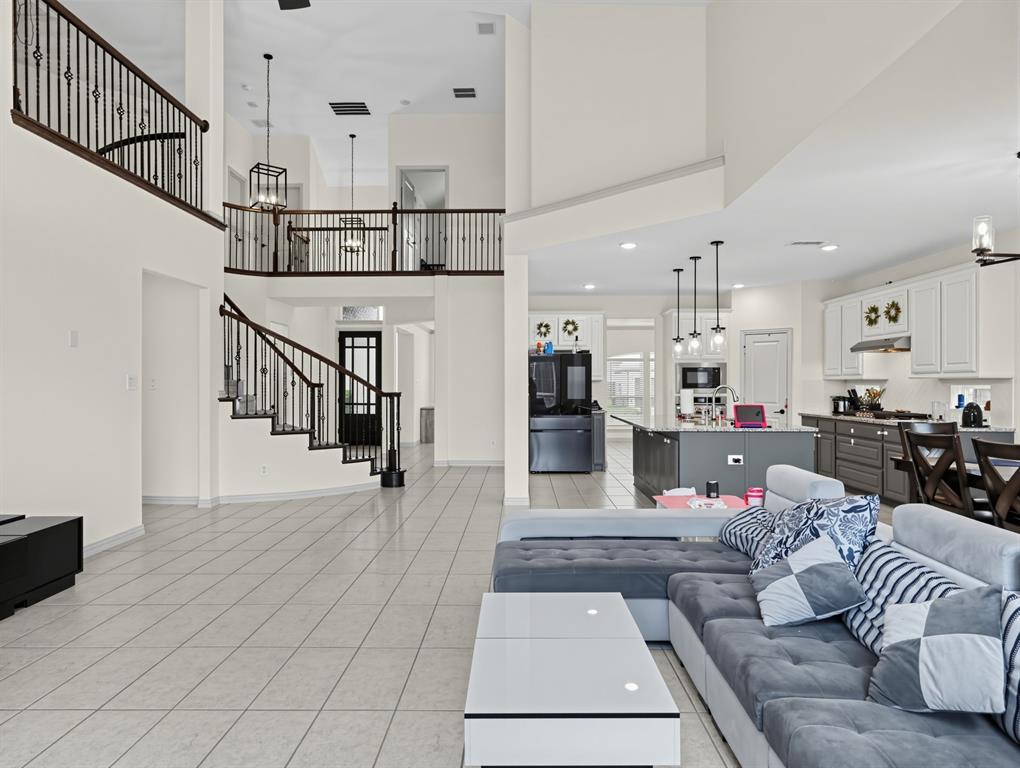 1313 Cascade Lane