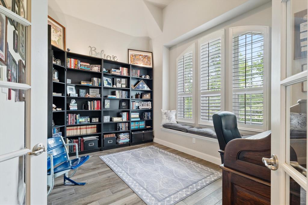 4109 Chantilly Lane