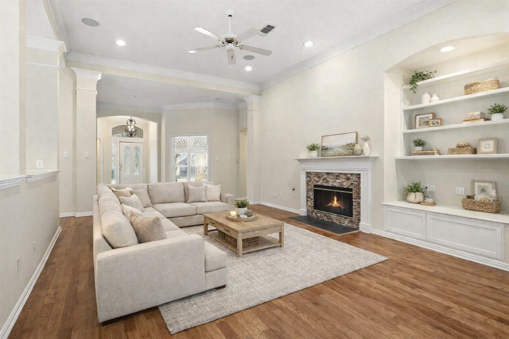 2204 Woods Edge Court