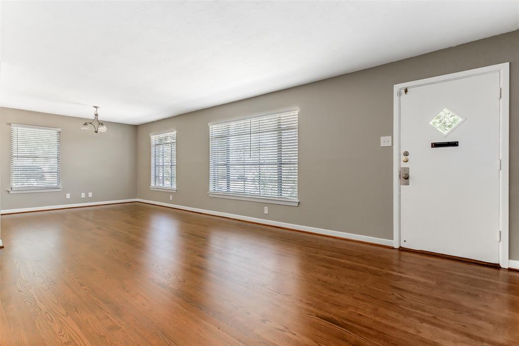 LAKE HIGHLANDS ESTATES REV - Residential Lease