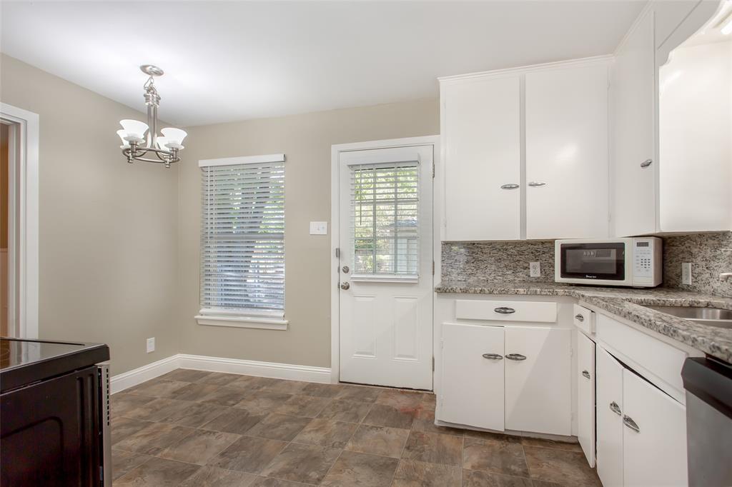 LAKE HIGHLANDS ESTATES REV - Residential Lease