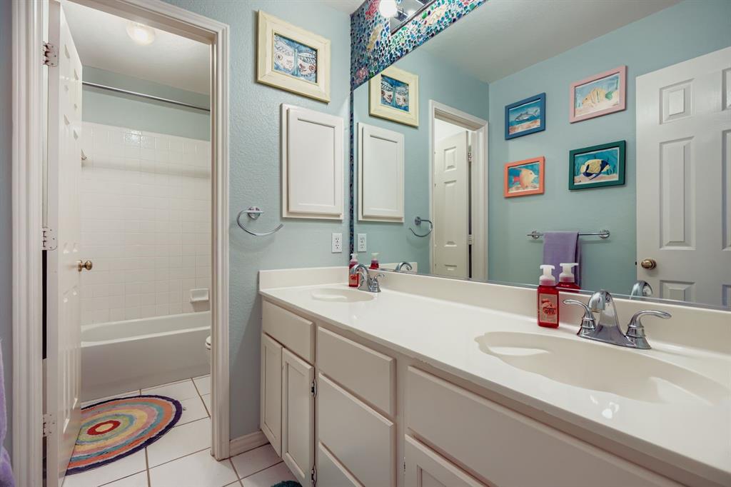 Hunters Glen Thirteen - Residential