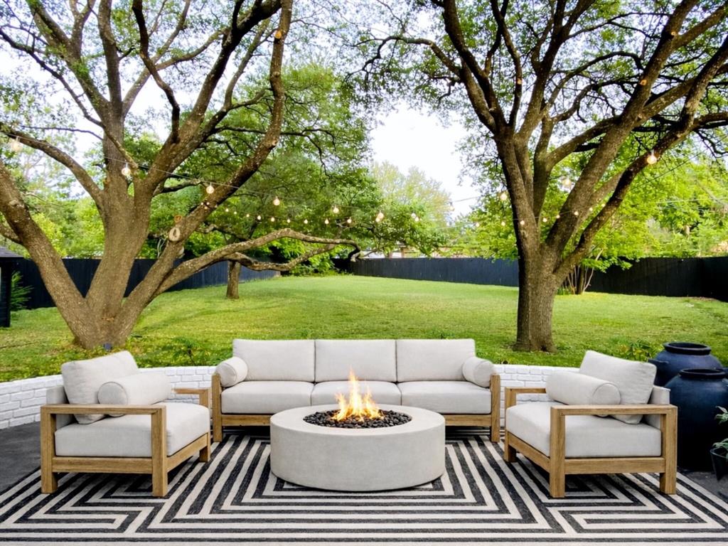 5270 Ponderosa Circle