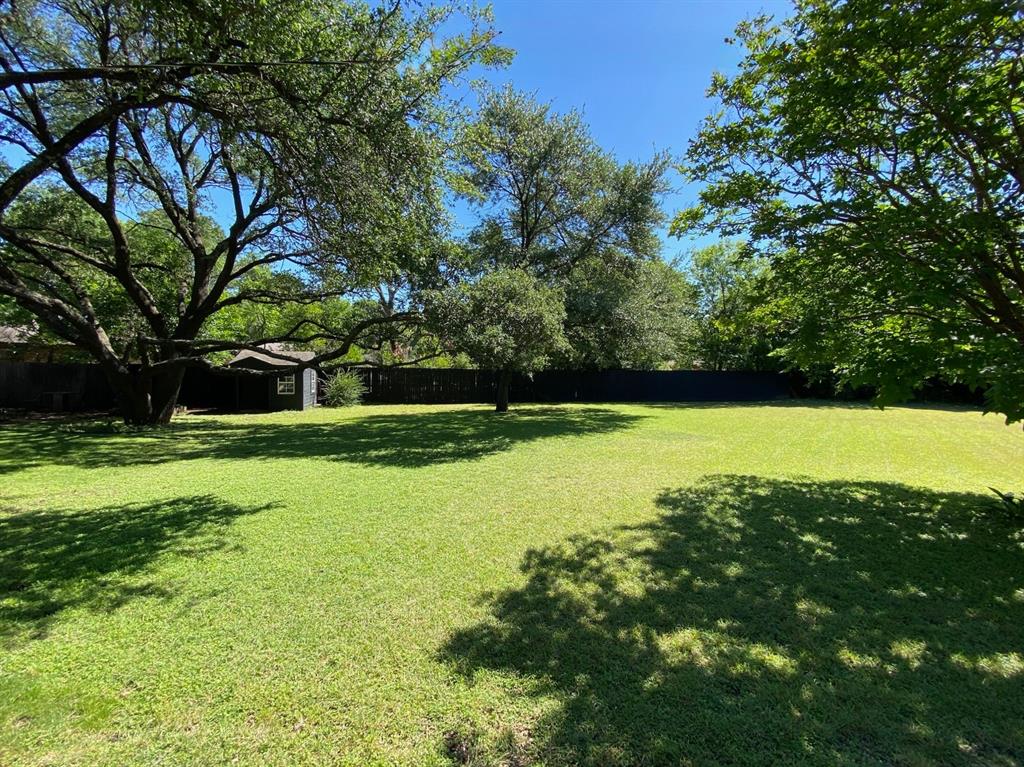 5270 Ponderosa Circle