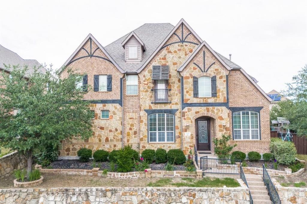 111 San Bernard Drive