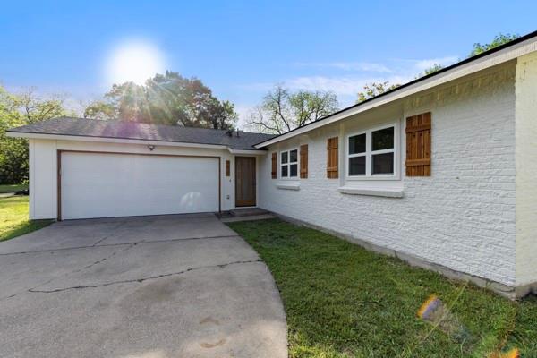 4633 Lynnacre Drive
