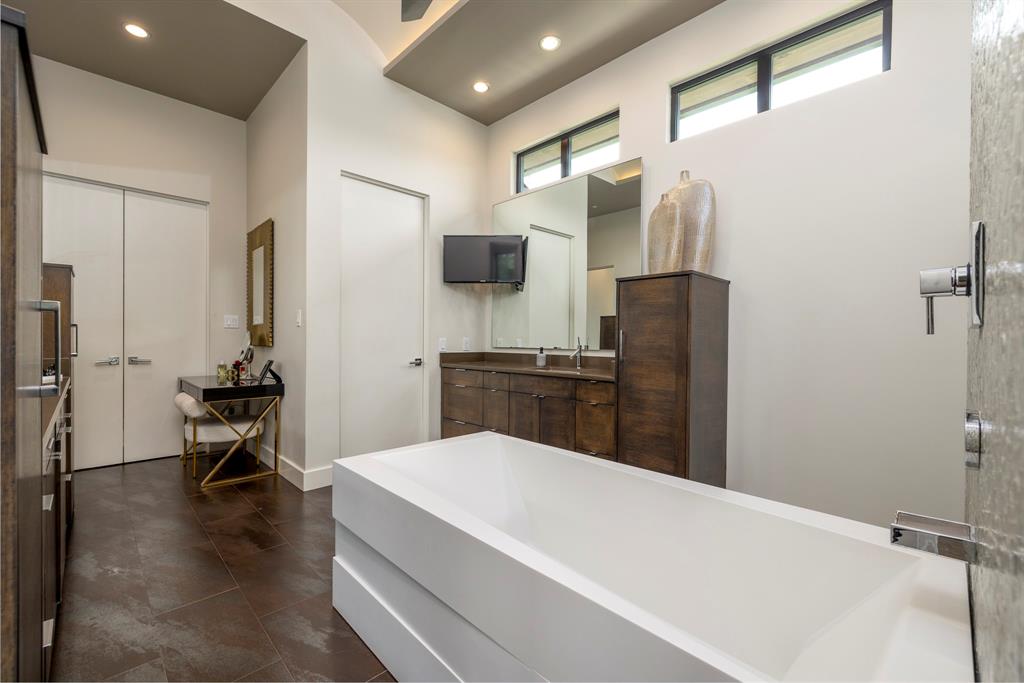 Mira Vista Add - Residential