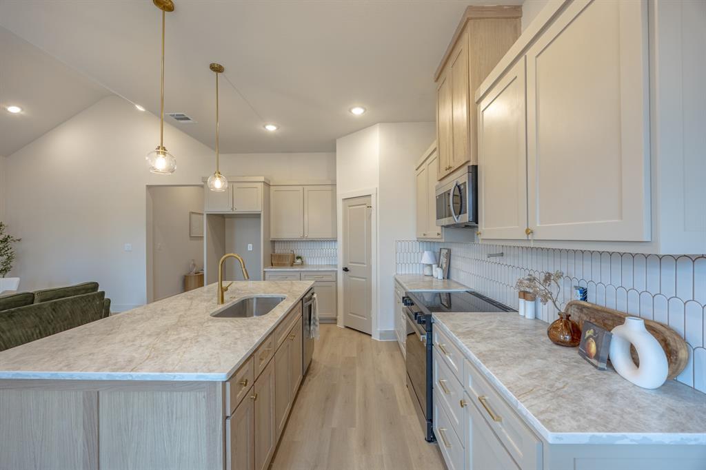 Polytechnic Heights Add - Residential