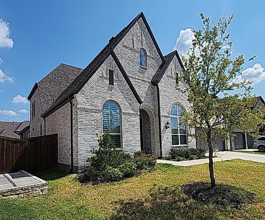 2721 Garrison Drive