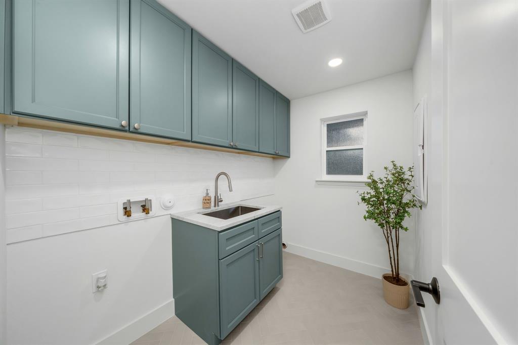 Forest Glen Sec 04 - Residential