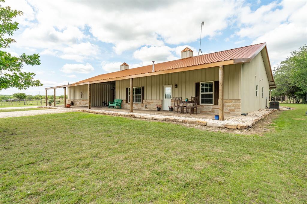 2400 Horsemans Drive