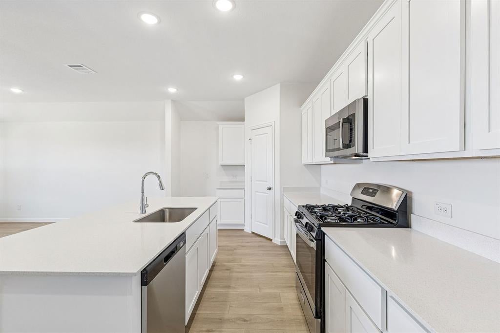 2504 Canadian Way