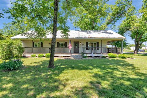 836 Silver Creek Road Azle TX 76020