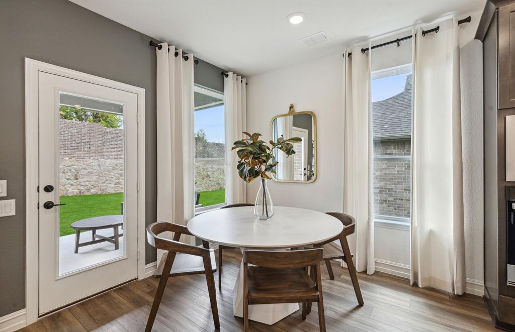 1616 Cottonwood Valley Drive