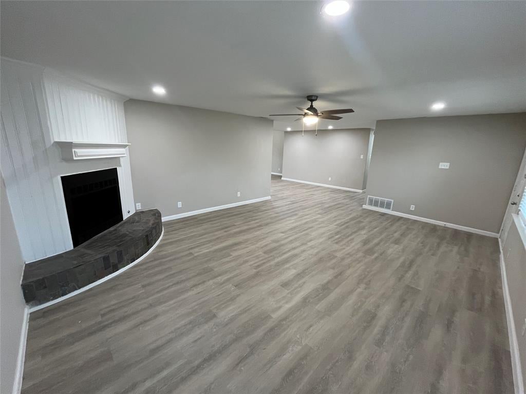 1831 Moonbeam Lane