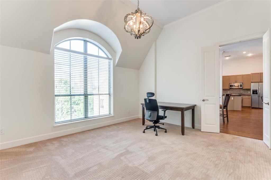 Metropolitan Club - Residential Lease