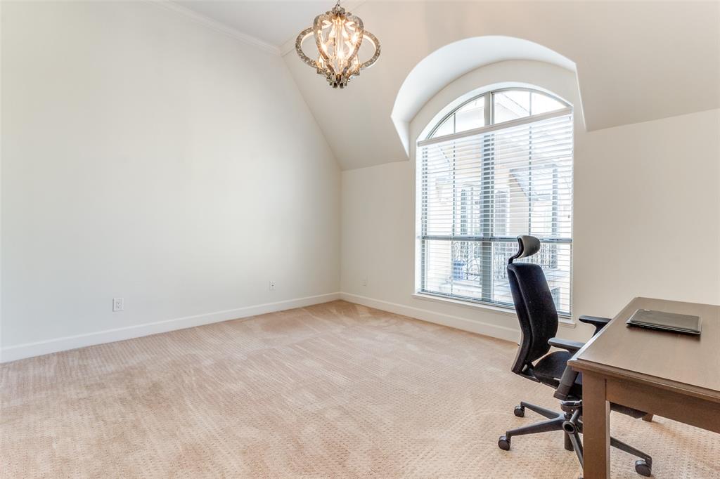 Metropolitan Club - Residential Lease