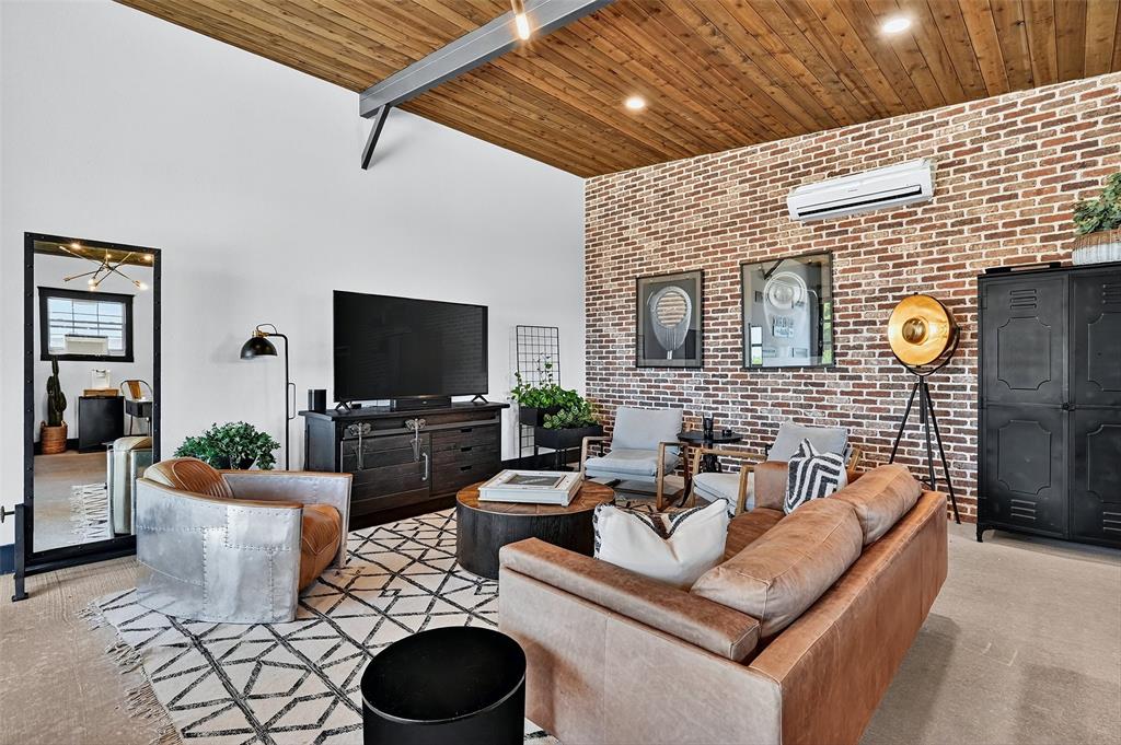 Bethel Rock - Commercial Sale