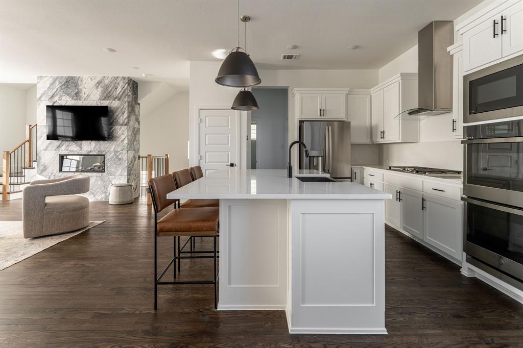 SAPPHIRE BAY - Residential Lease