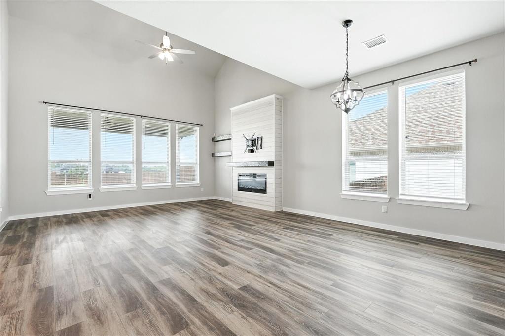 4203 Parrot Lane