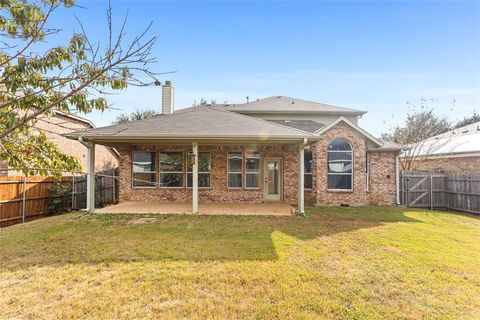 A home in Crowley