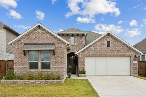 2012 Summer Sky Lane Mansfield TX 76063