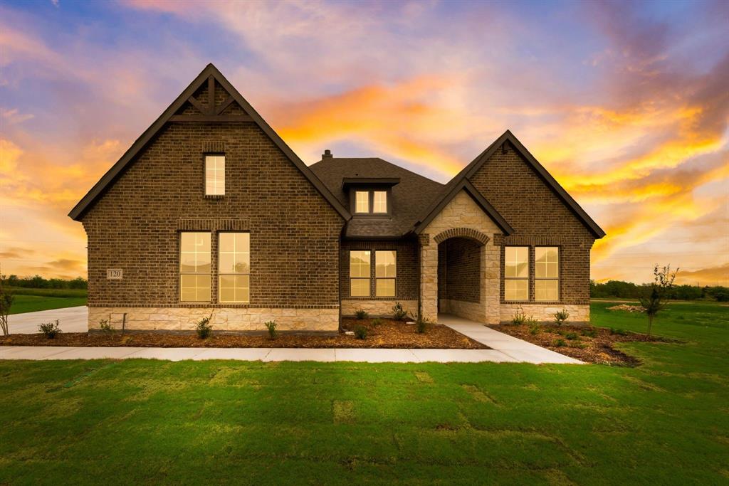 120 Roosevelt Lane