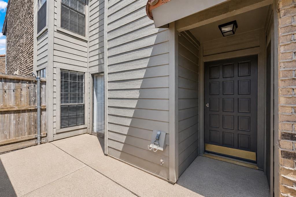 14800 Enterprise Drive 16D
