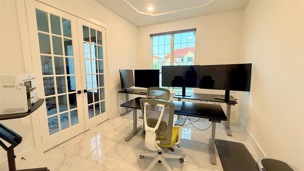 Lexington Parks Ph Four - Residential