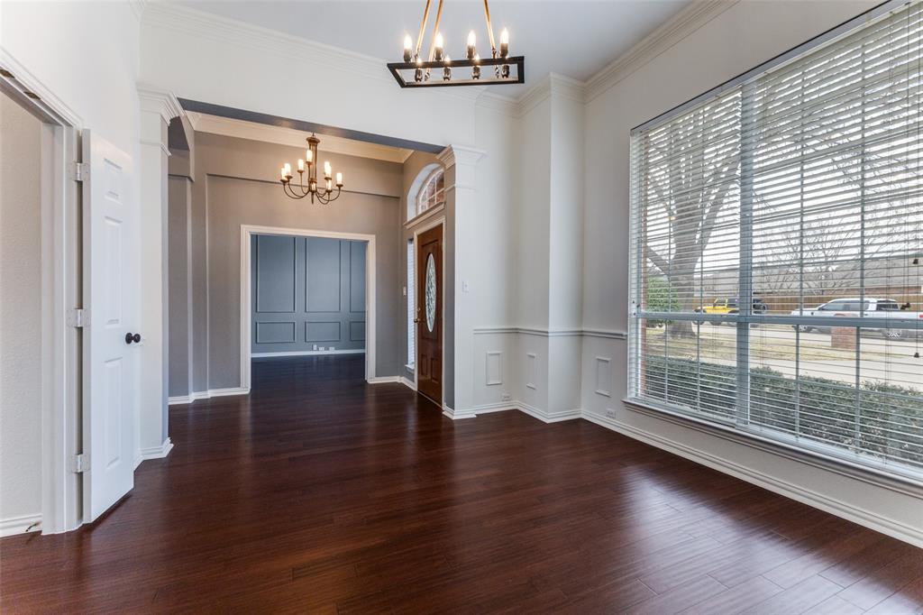 2106 Fair Oaks Circle