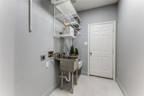 Tiny photo for 2106 Fair Oaks Circle, Corinth, TX 76210 (MLS # 21199988)