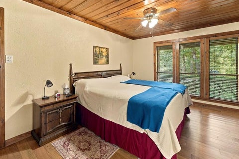 Tiny photo for 1135 County Road 2332, Mineola, TX 75773 (MLS # 21395079)