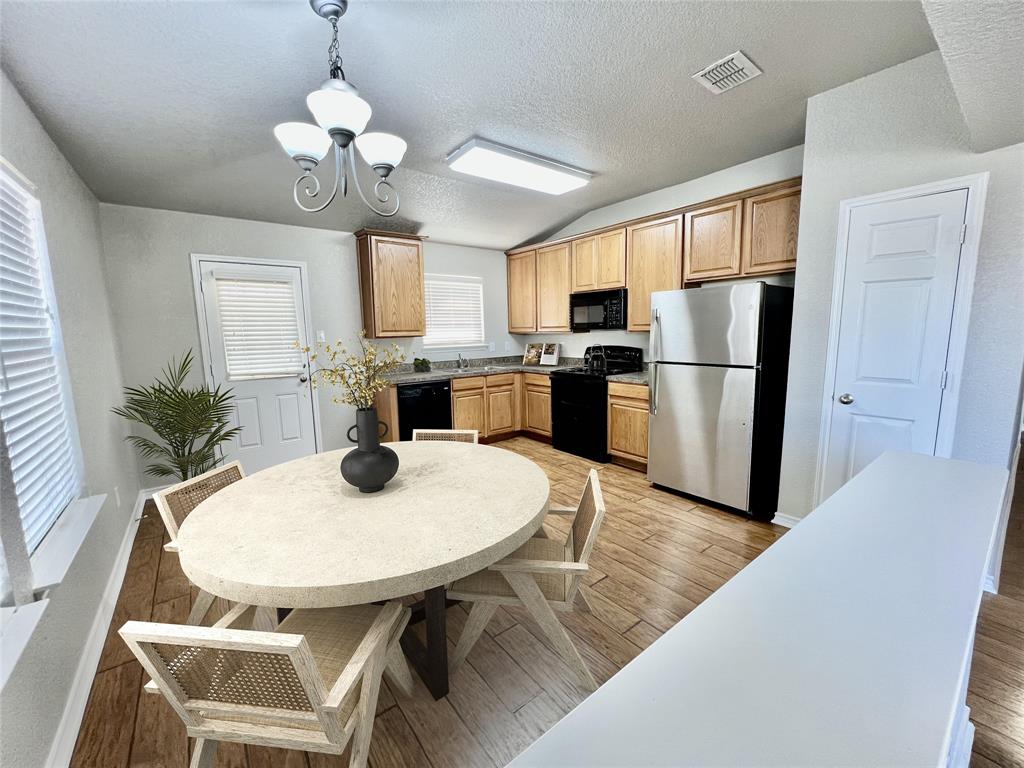 Amber Trails Fort Worth - Residential