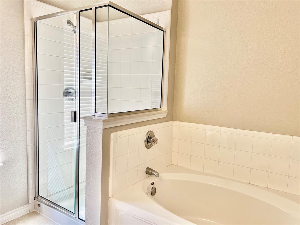 Amber Trails Fort Worth - Residential