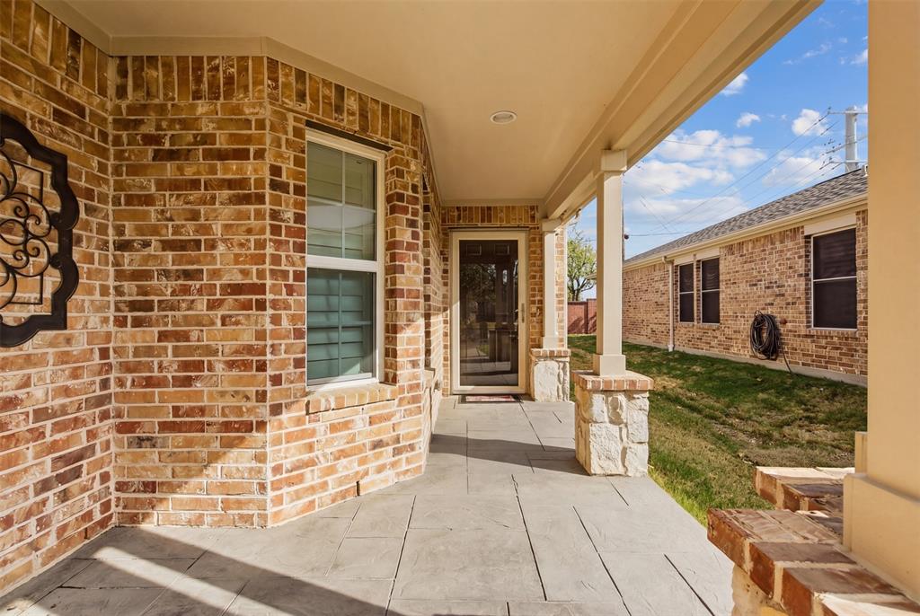 2490 Honeybee Lane