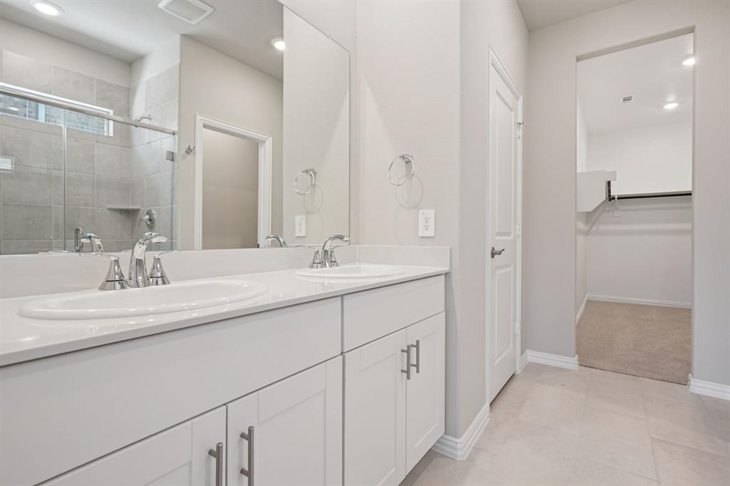 Lakehaven - Residential