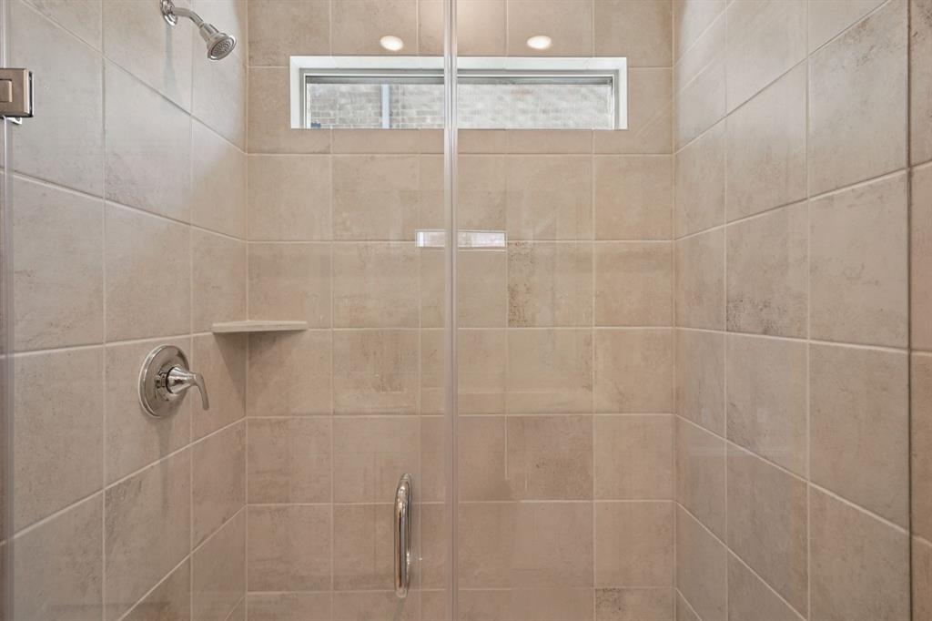 Lakehaven - Residential