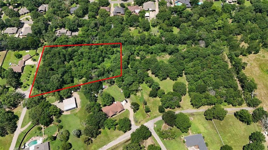 Discover your perfect wooded homesite at Paradise Estates! This 1.82-acre lot, located at the end of the block, offers a serene and private setting for your dream home. Utilities are conveniently available on the street, and the property is part of the esteemed North Lamar ISD. Enjoy the benefits of nearby shopping and easy access to Loop 271 and HWY 82 through Paris. Don't miss this opportunity to bring your building plans to life in this ideal location.