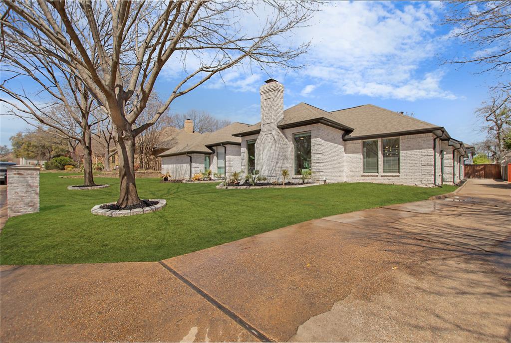2508 Clublake Trail